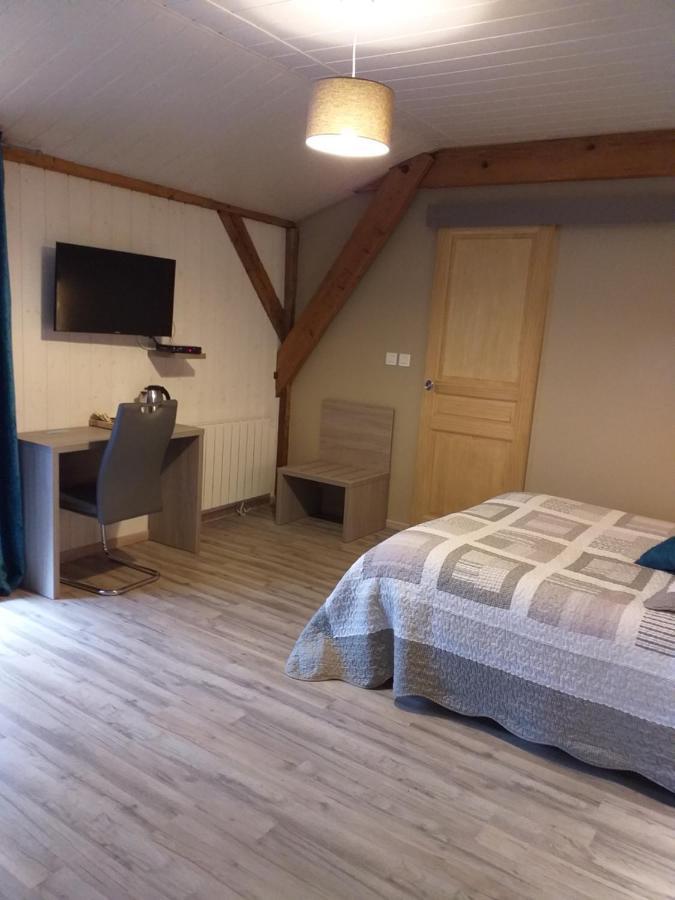 Bed and Breakfast Au Petit Bonheur Saint-Martin-du-Frene Zewnętrze zdjęcie
