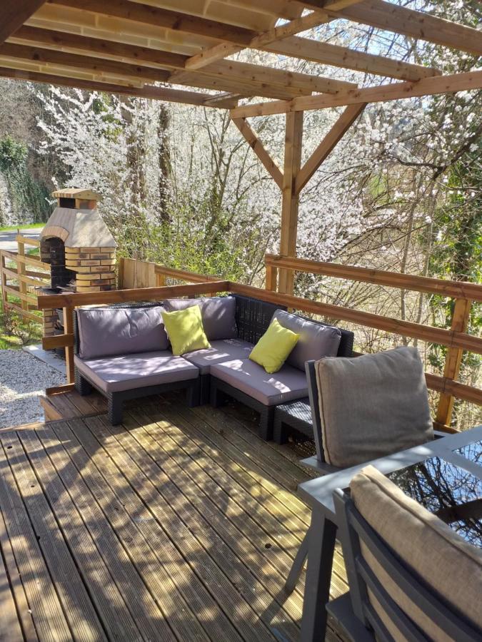 Bed and Breakfast Au Petit Bonheur Saint-Martin-du-Frene Zewnętrze zdjęcie
